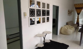 AL DHAKIYA HOMESTAY KULIM 3r2b